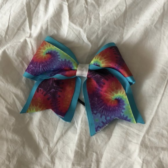 Cheer bows - Picture 2 of 7